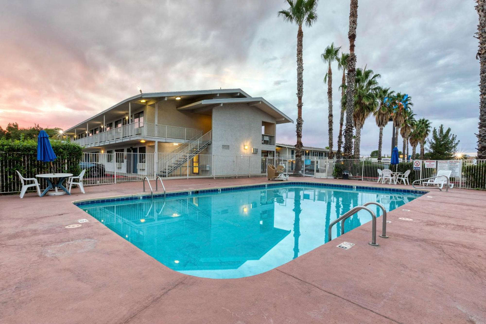 Motel 6-Nogales, Az - Mariposa Road エクステリア 写真
